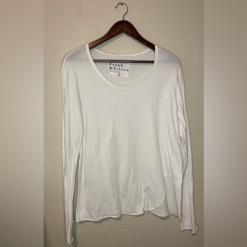 Frank & Eileen Tee Lab Size XS